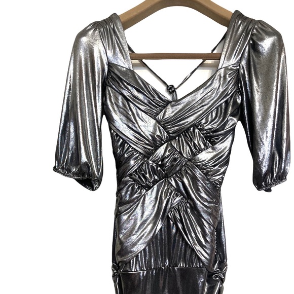 SM•NWT•BEBE•GUNMETAL GREY METALLIC BASKET WEAVE TUNIC• - Picture 2 of 5